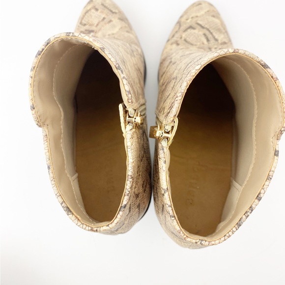 Bamboo Women’s Size 8 Brown Snake Print Ankle Chunky Heel Boots Booties - Picture 6 of 9